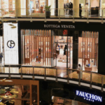 Luxury vs Mass Beauty Brands: Global Market Analysis 2025