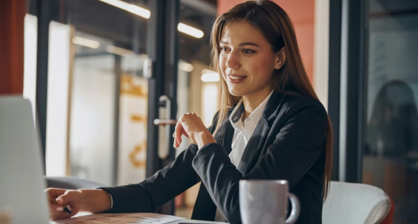 Top CEOs Investing in the Future of Green and Tech Industries