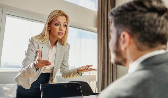 Building Credibility as a Coach: Essential Thought Leadership Tips