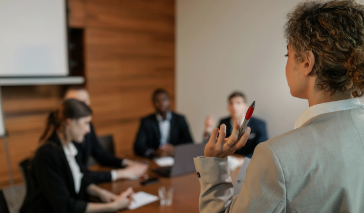 10 Powerful Questions Leaders Can Ask to Unlock Growth Solutions