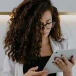 How Leaders Can Use AI to Strengthen Their Personal Brand