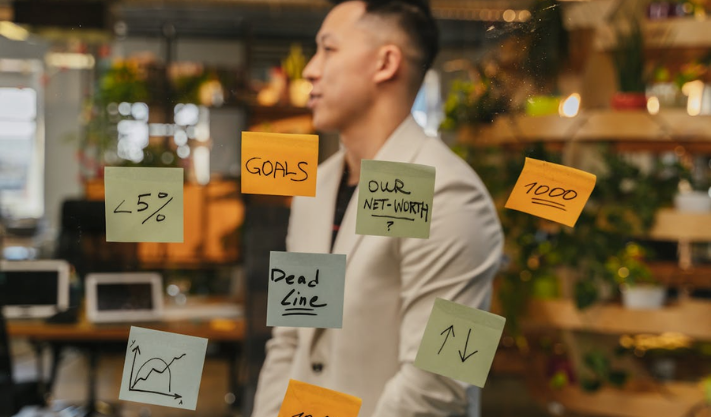 10 Powerful Leadership Habits That Drive Success Behind the Scenes