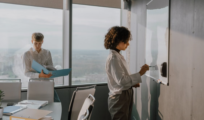 Why Entrepreneurs Are Running Businesses at Lower Costs